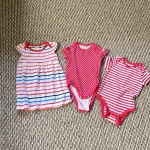 GAP/Old Navy Baby Girl's Bundle 6-12 Months